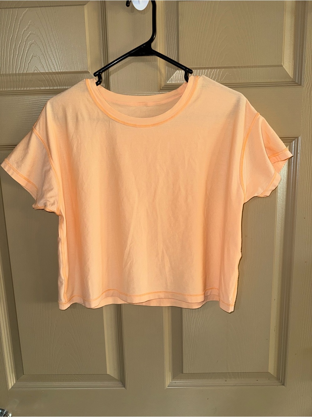 Lululemon Cates Tee - Estimated size 6 (in Peach Bellini)